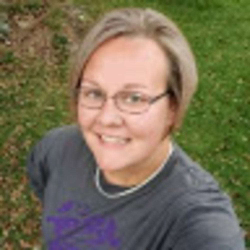 Meet your Posher, Brenna